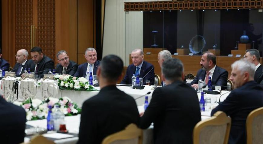 Erdoğan, Süper Lige yükselen 3 kulübü kabul etti
