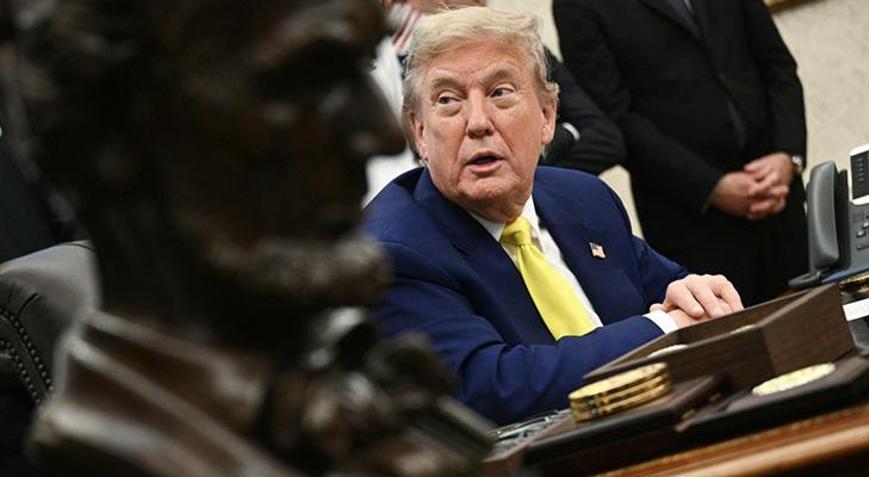 ABD basını: Trump, danışmanlarıyla İrana sığınak avcısı bombalarla saldırı planını değerlendiriyor