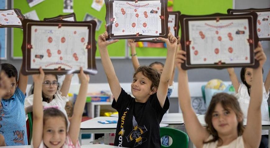 Son ders zili çaldı Okullarda karne heyecanı