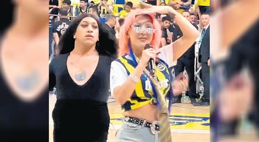 Tartışılan dansçı Grammyli çıktı