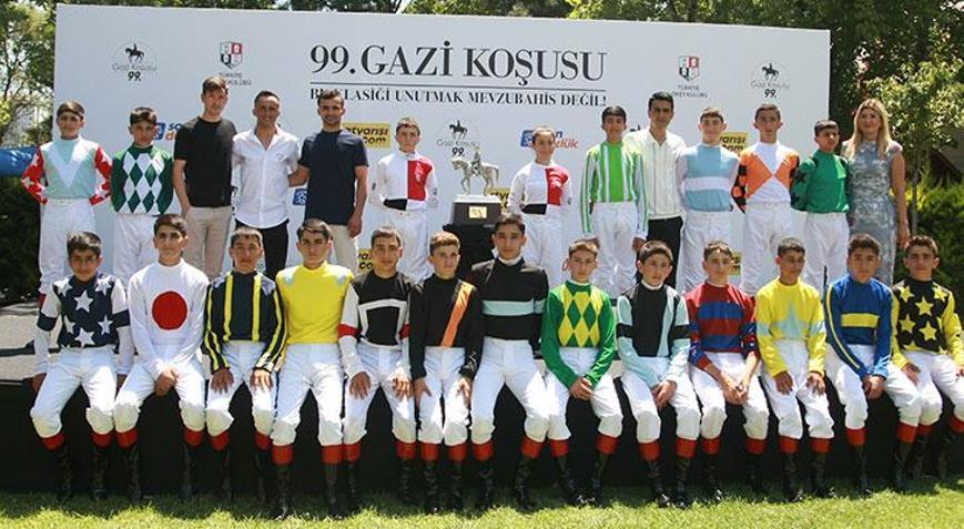 99.Gazi Koşusu için geri sayım Yıldızlarla Kahvaltı etkinliği