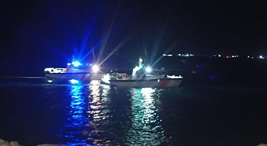 Mersin’de gece denize giren 3 kişiden biri boğuldu; 2 kişi aranıyor