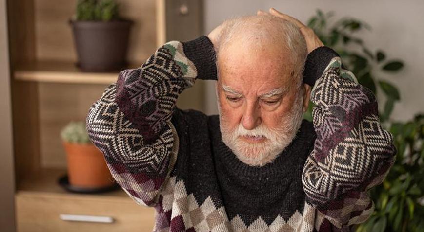 Alzheimera umut olacak keşif Hastalığı tetikleyen mekanizma çözüldü