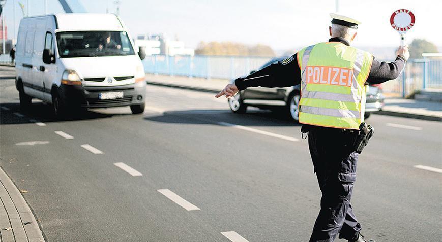 Almanya’ya iltica başvuruları azaldı