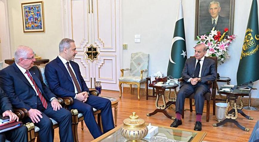 Dışişleri Bakanı Hakan Fidan ve Bakan Güleri Pakistan Başbakanı Şerif kabul edildi