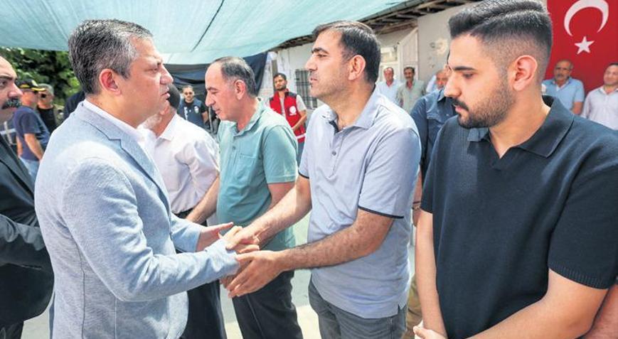 ‘Meydanlarda milletin iradesine sahip çıkıyoruz’