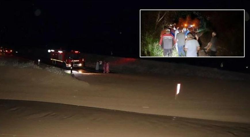 Erzurumda otomobil sele kapıldı Araçta bulunan kadın 150 metre sürüklendi