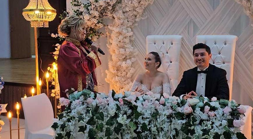 Nikah memuru olarak karşısına çıktı Ağlarsam kusura bakmayın