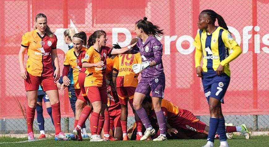 Galatasaray Kadın Futbol Takımında 18 ayrılık