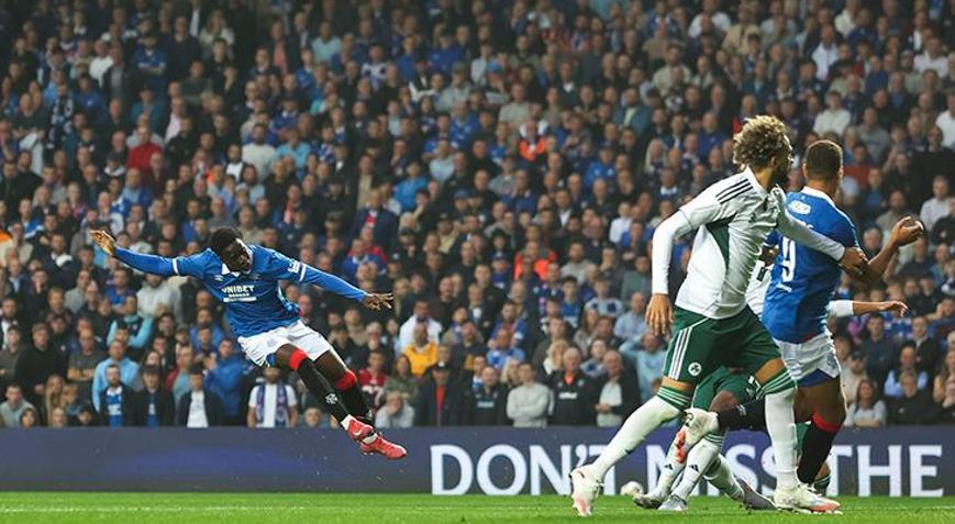 Beşiktaşı ilgilendiren maçı Rangers kazandı