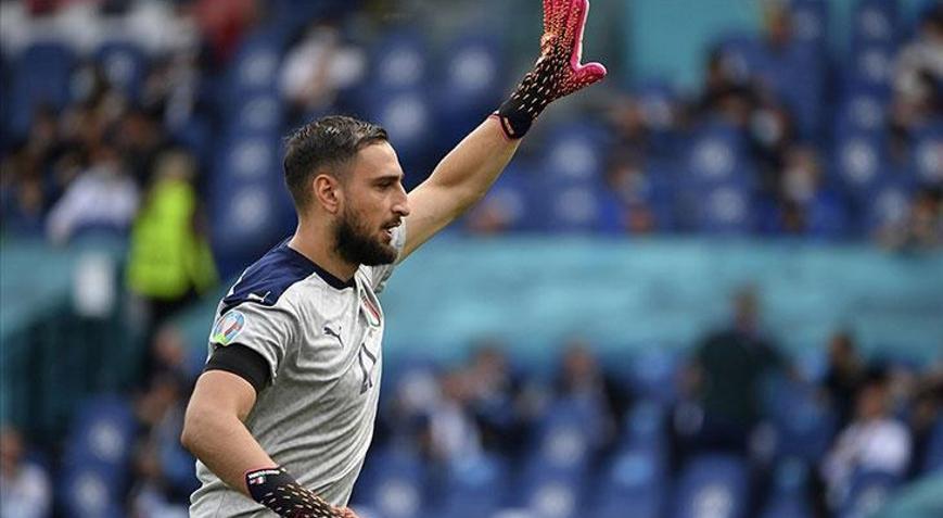 Başakşehirin Gianluigi Donnarumma paylaşımı viral oldu