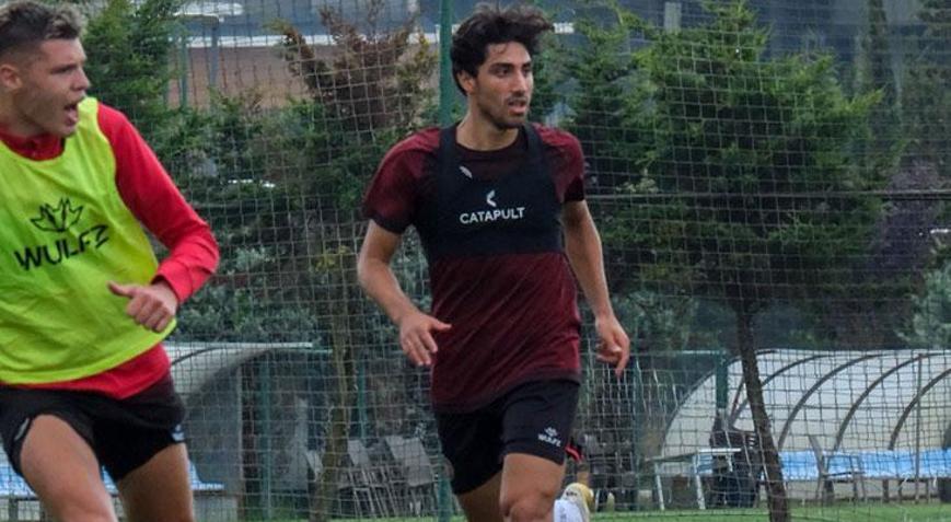 Berkay Özcan, Fatih Karagümrük’e transfer oldu