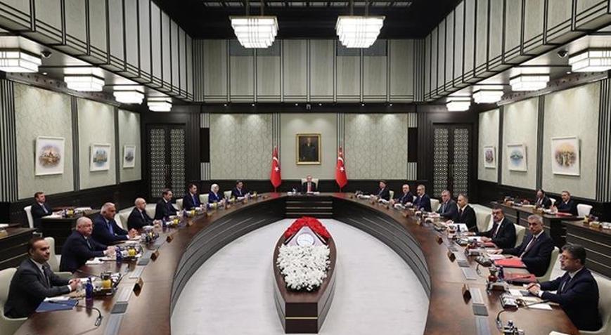 Cumhurbaşkanlığı Kabinesi üyeleri, yerli ve milli sosyal medya platformu NeXT Sosyale katıldı