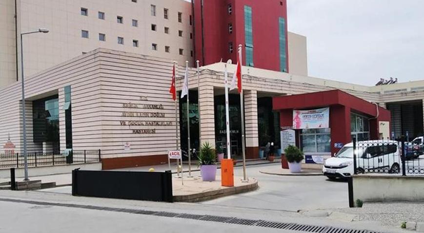 Hamile kadın, önce polis zoruyla kocasını hastaneden kovdurdu sonra doğumhaneye gitti