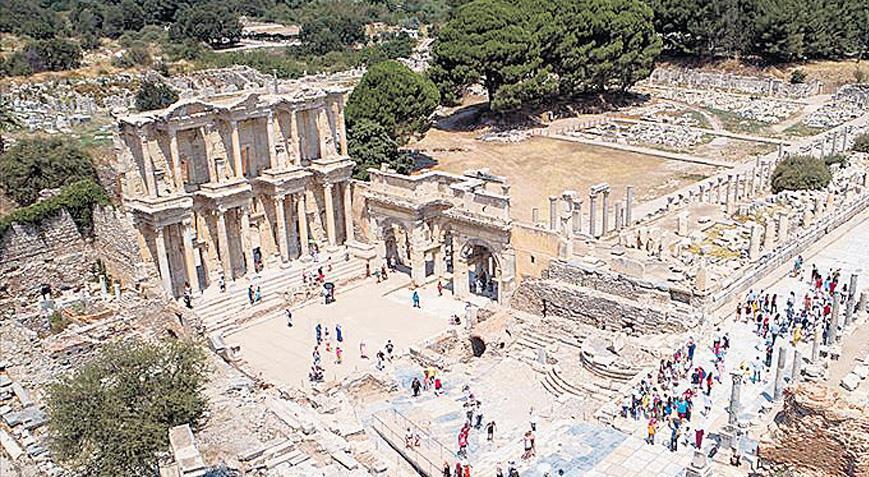 Müzelere bir yılda 34 milyon ziyaretçi