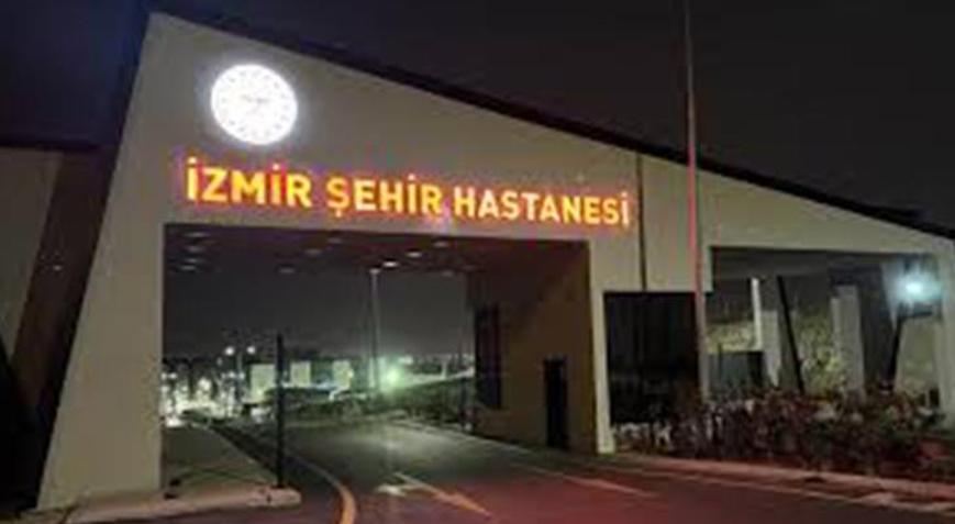 İzmirde anne cinneti İki çocuğunu bıçaklayıp intihar etti