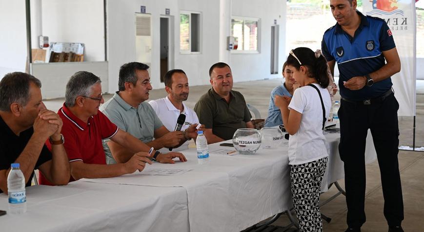 Tekirova pazar yerinde kuralar çekildi