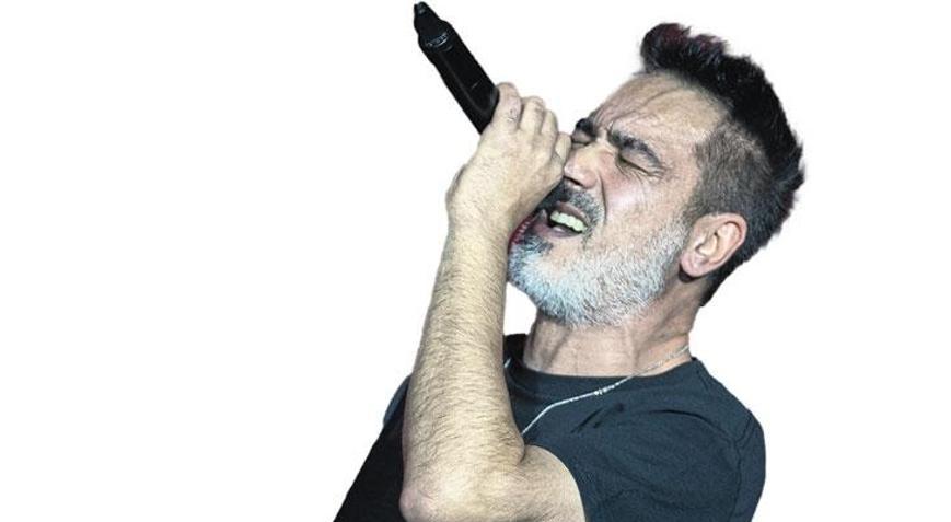 On binlerce kişiyi coşturdu