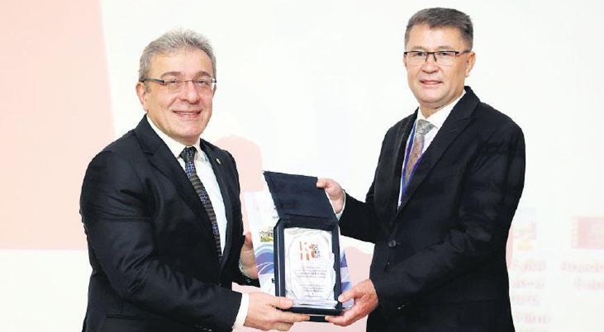 Türk dilbilim dünyası buluştu