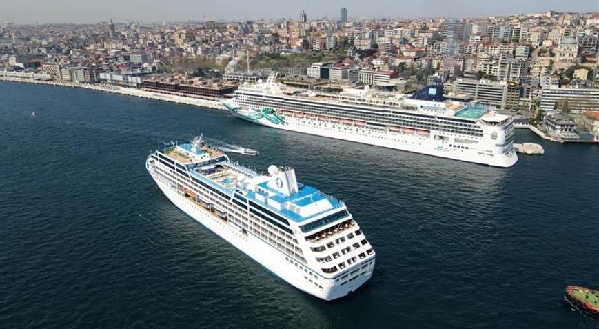 Kruvaziyer turizminde tarihi zirve