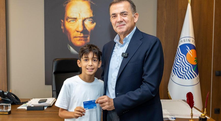 Başkan Özyiğit, minik çevreci ile buluştu