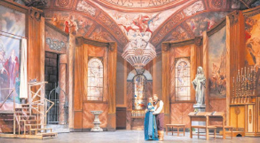 Aspendos’ta opera mevsimi