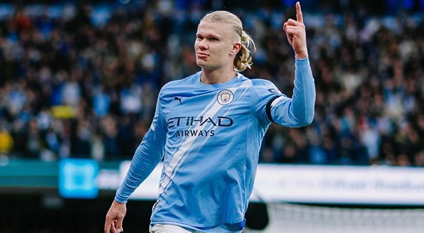 Manchester City, Manchester Unitedı 3 golle geçti