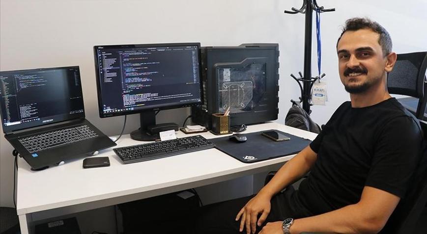Kütahyada genç girişimci, geliştirdiği yazılımlarla ihracat hedefliyor