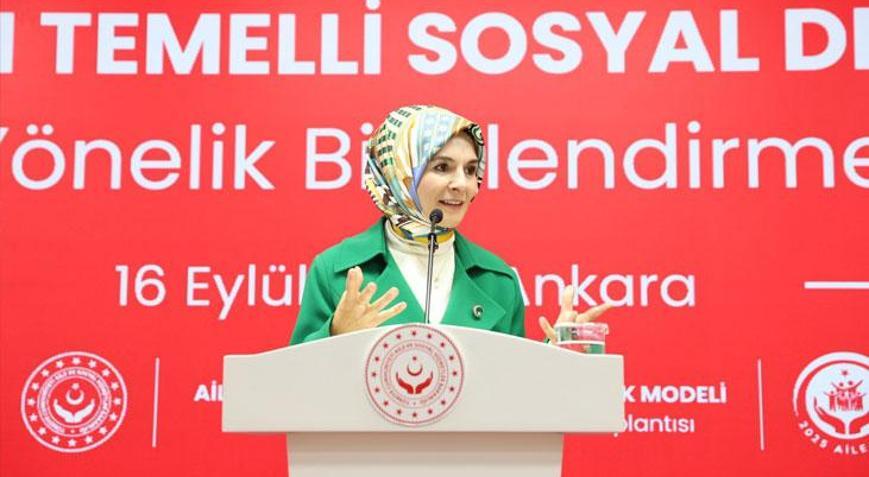 Bakan Göktaş, muhtarlarla bir araya geldi Sahadaki en güçlü yol arkadaşlarımız