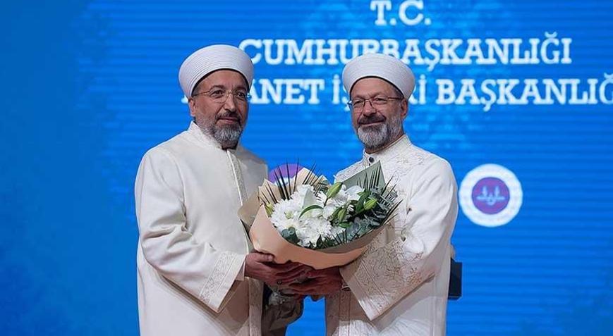 Diyanet İşleri Başkanı Safi Arpaguş, görevini Erbaştan devraldı