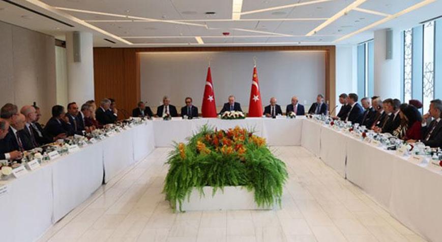 Erdoğan, Türkiye-ABD İş Konseyi Başkanı Ulukaya ve ABDli üst düzey şirket yöneticileriyle görüştü