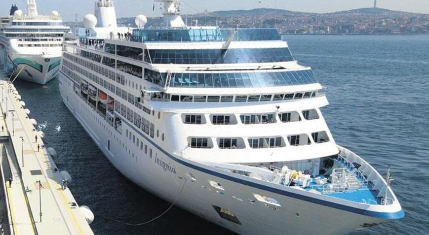 Kruvaziyer limanlarına 1.5 milyon yolcu geldi