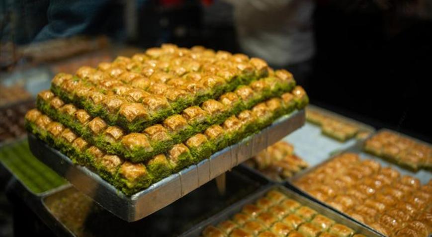 Tarım Bakanlığı ifşa etti: Baklavada skandal Vatandaşa boya yedirmiş