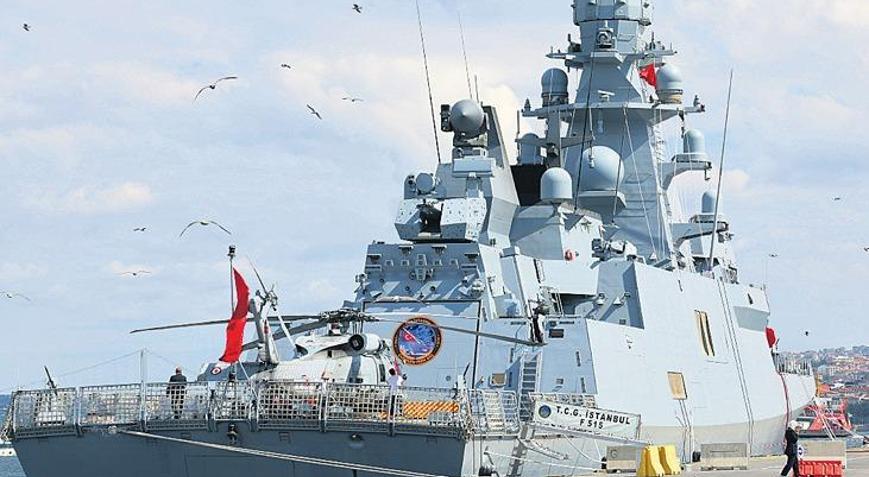 TCG İstanbul, milli silahlarla donatıldı