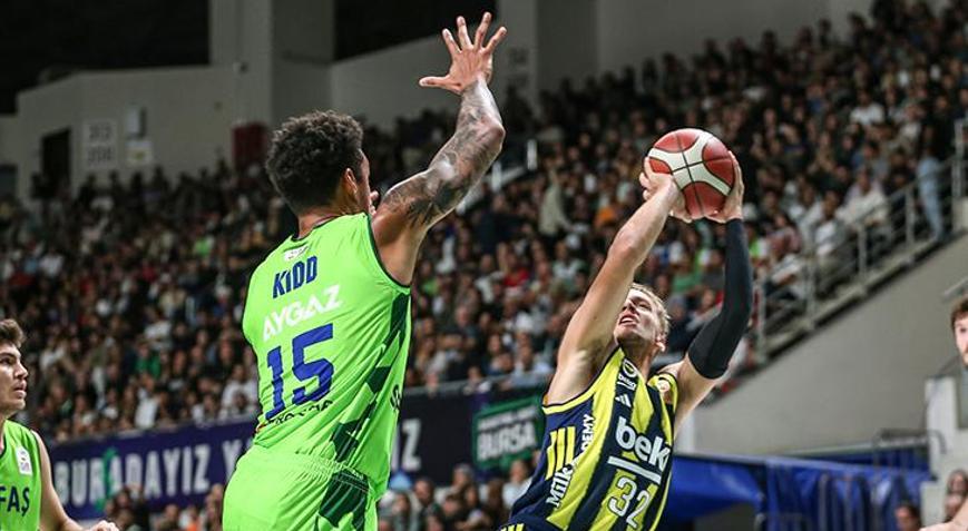 Fenerbahçe Beko, TOFAŞa mağlup oldu