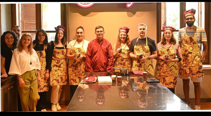 Çikolatanın büyülü yolculuğu İzmirde