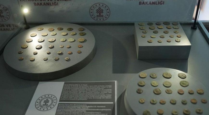 Hasret bitti Bin 700 yıllık 83 tarihî sikke Türkiye’ye döndü