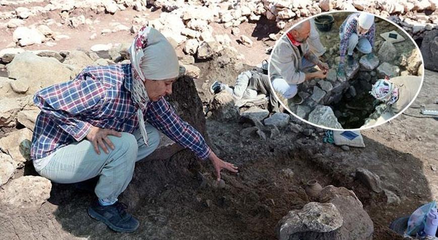 Diyarbakırda gizemli buluş 12 bin yıllık 8 mezar gün yüzüne çıkarıldı