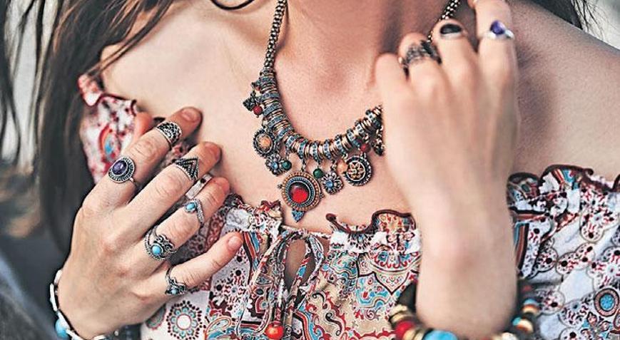 Gümüş parlıyor ama takı vergisi zorluyor