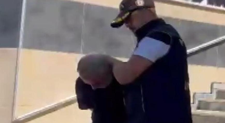 Polisiz diyerek 76 yaşındaki adamı 630 bin lira dolandırdılar