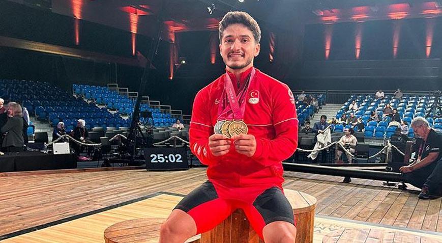 Milli halterci Muhammed Furkan Özbek dünya şampiyonu