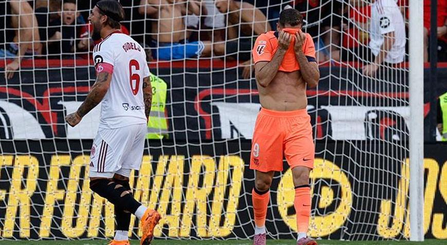 Sevilladan evinde Barcelonaya soğuk duş Tam 4 gol