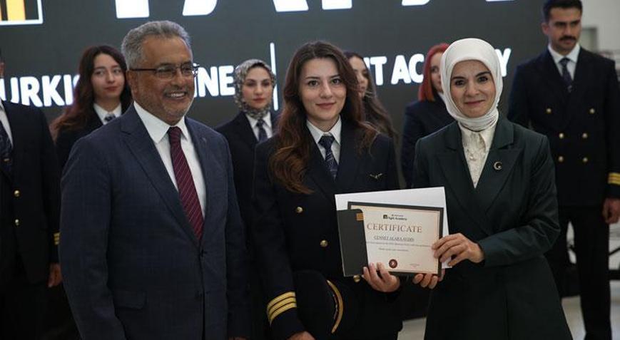 THYnin yeni pilotları mezun oldu