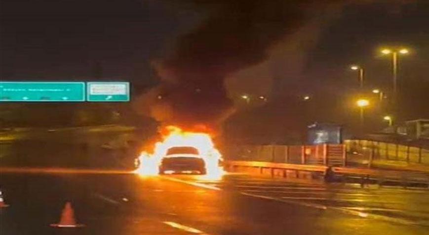 15 Temmuz Şehitler Köprüsünde seyir halindeki araç cayır cayır yandı