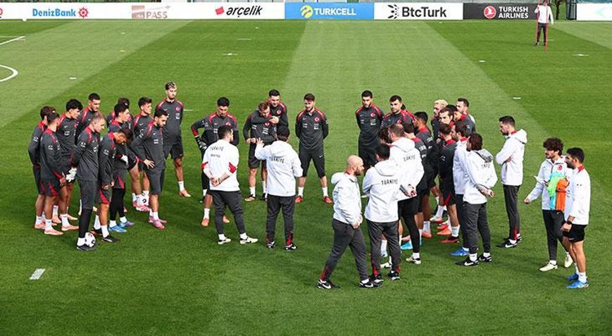 A Milli Futbol Takımı, hazırlıklarına İstanbulda devam etti