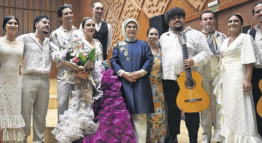 Emine Erdoğan: Sanatın birleştirici gücüyle insanlığın vicdanına seslendik