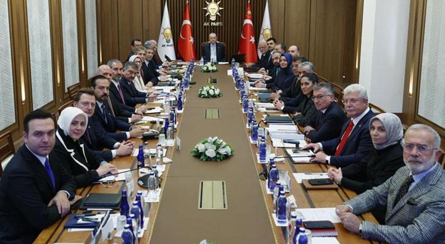 Cumhurbaşkanı Erdoğan’dan MYK’da Suriye mesajı: SDG’ye alan açılmasına izin vermeyeceğiz