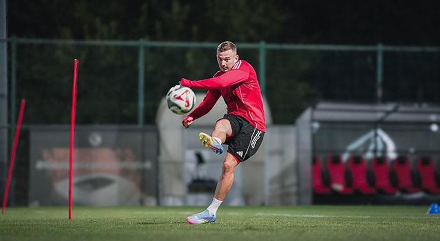 Trabzonsporda gündem 10 numara transferi