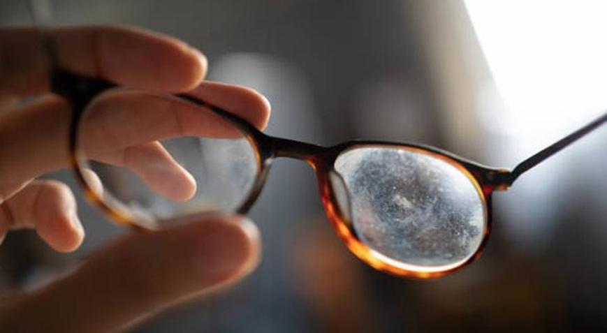 Gözlük kullananların en büyük sorunu Kışın gözlük camı buharlanmasına son veriyor