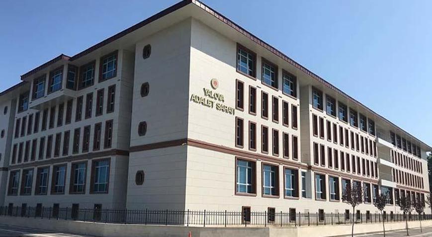 Yalovada İl Göç İdaresi Müdürü ve 7 kişi gözaltına alındı